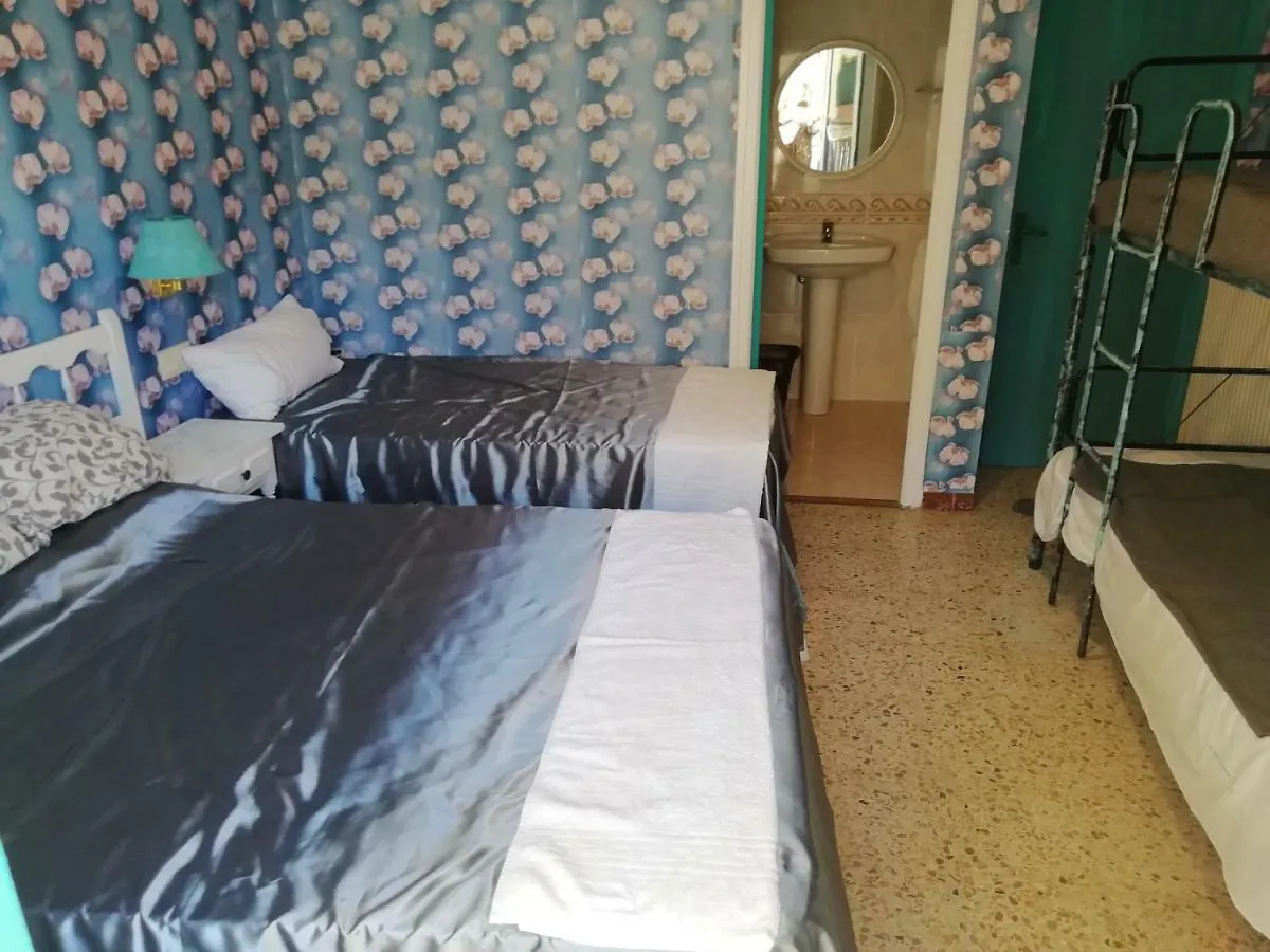 Can Pau Guesthouse Llançà 0*,