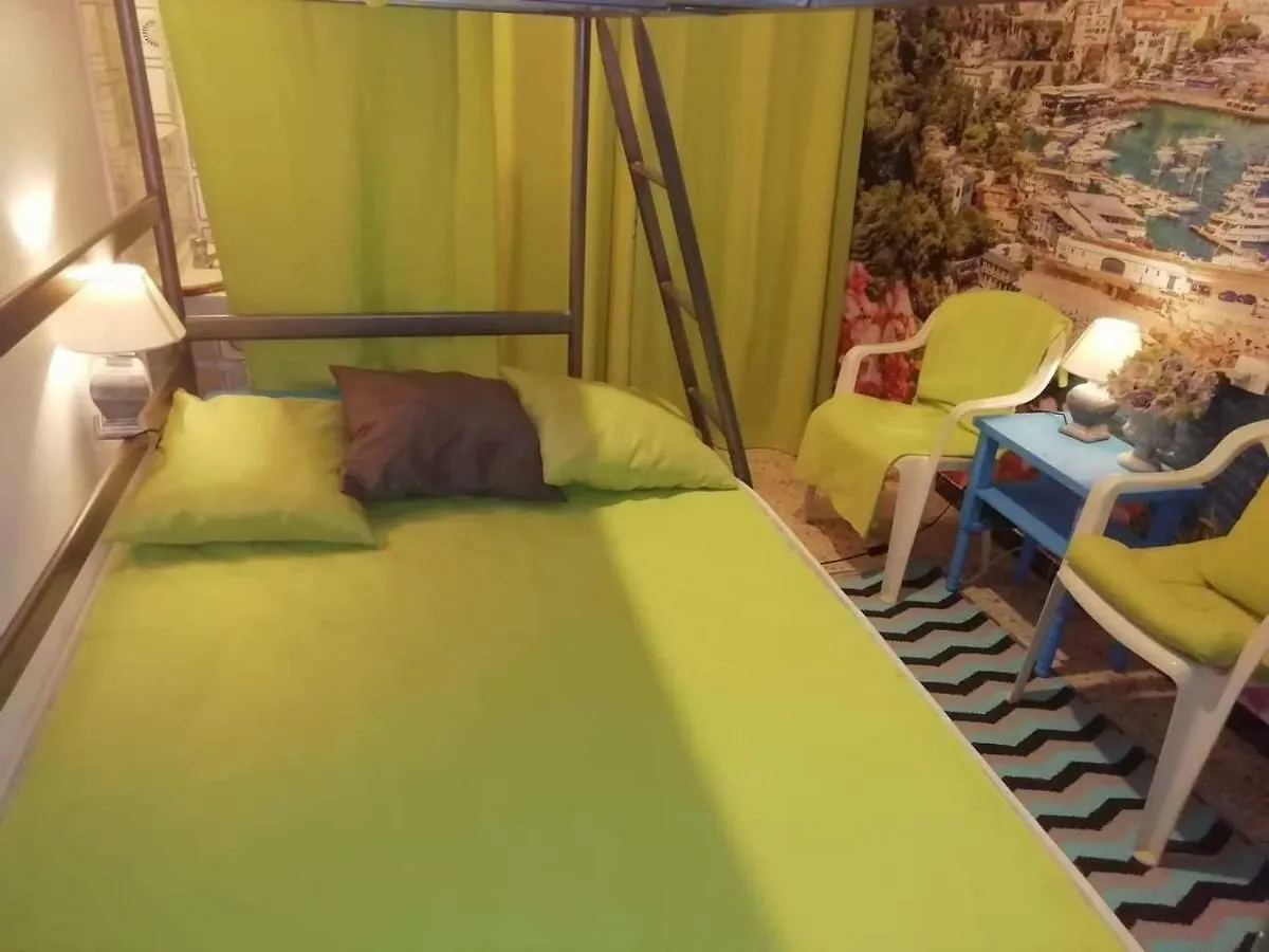 ゲストハウス Can Pau Guesthouse リャンサ スペイン
